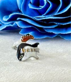 🎸 Guitar Ring, Size 7