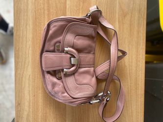 B. Makowsky Womens purse