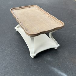 Cozayh Coffee Table 