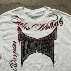 Vintage 2000’s Y2K Tap Out UFC “Fear Nothing” Foil Print Graphic T-Shirt L