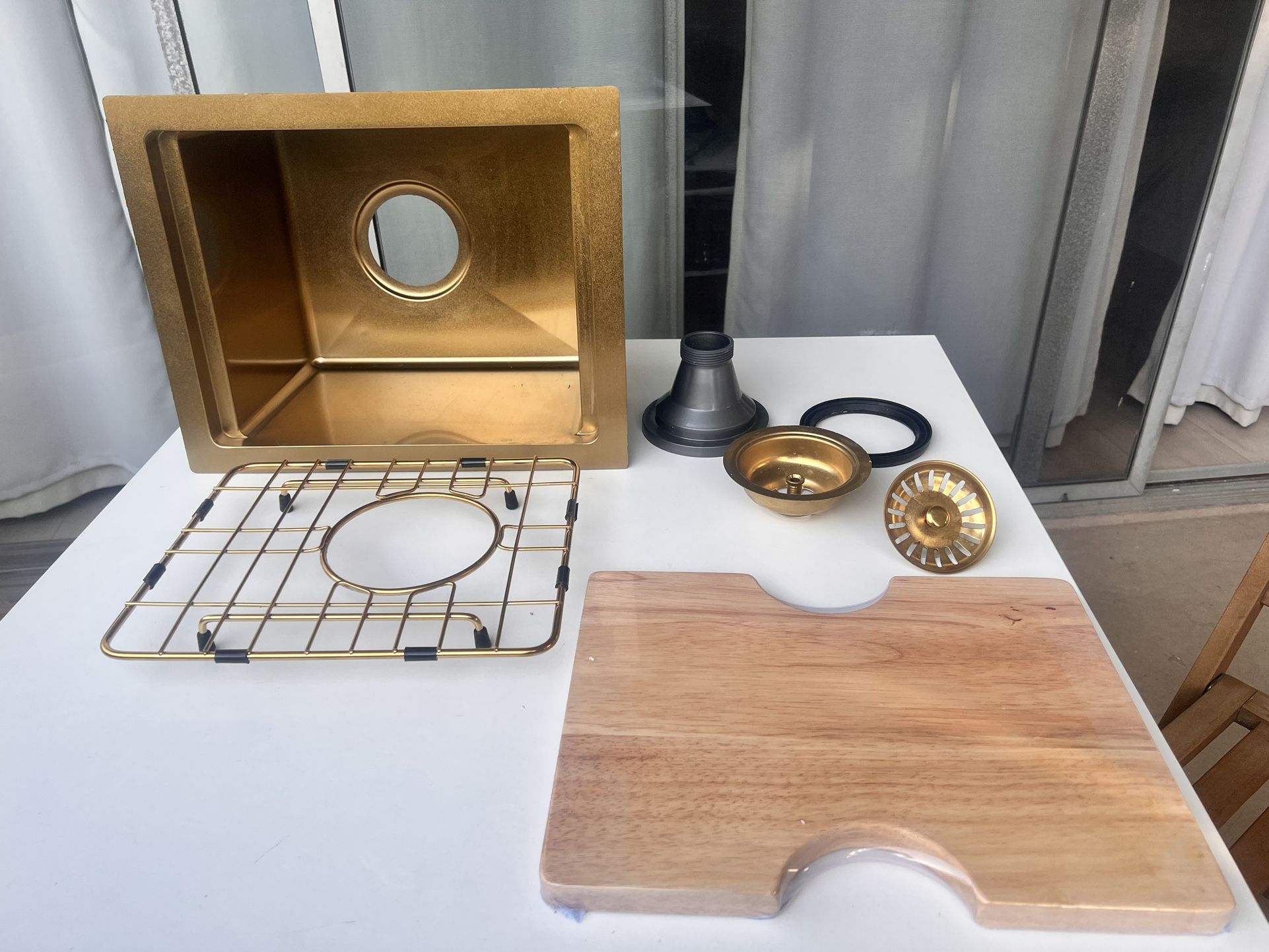 Gold Bar - Kitchen Sink
