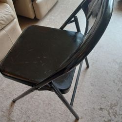4 Chairs METAL For Activity, Used But Still Good Only Pick Up 