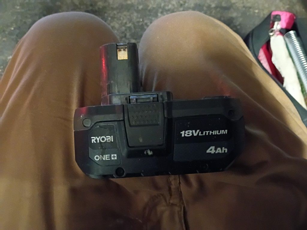 Ryobi 18v Battery One + 4Ah Lithiun-Ion