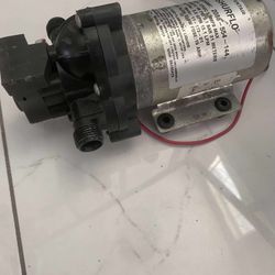 Shurflo water pump - Model no. 2088-554-144