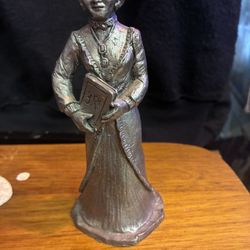 vintage pewter figurine of Hermione Granger holding a book labeled "3R's," part of a collectible series by Arthur Price. 