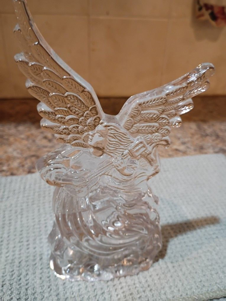 Glass Angel With A Guitar