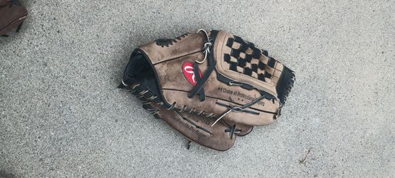 Rawlings Softball Glove