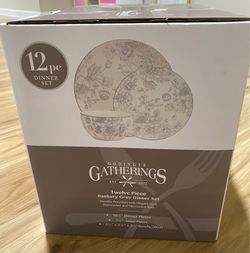 Dinnerware Set