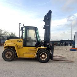 2005 Yale 17,000 lbs capacity forklift