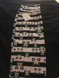 LuLaRoe Cassie Small