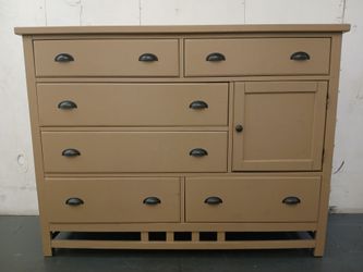 6 Drawer Dresser