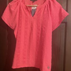 ADRIENNE VITTADINI Coral Woman’s Short Sleeve Blouse Shirt Size Medium 