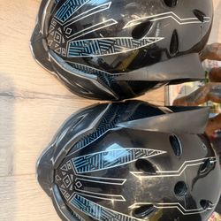 Free Box Of Toys/boys Pants 