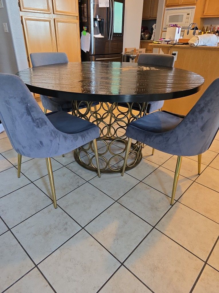 Kitchen Table
