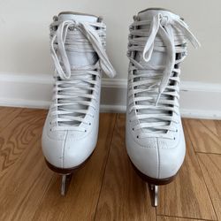 Jackson mystic size 6 ice skates