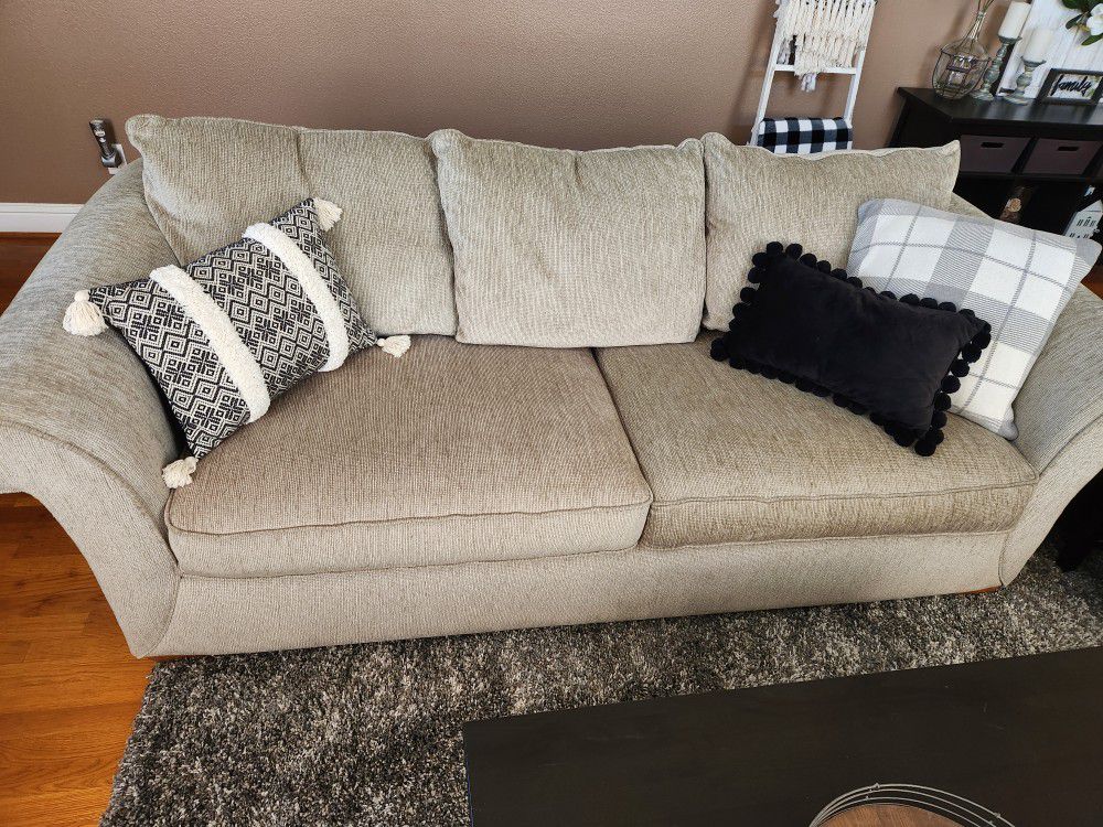 4 Piece Couch Set