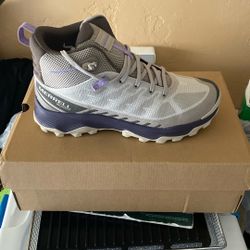 Women’s Hiking Shoes 