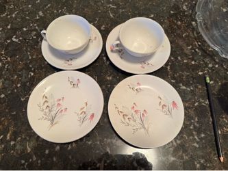 Royal duchess Mountain Bell Ceramic Cup& Saucer Set, Four-Piece Pink Brown White