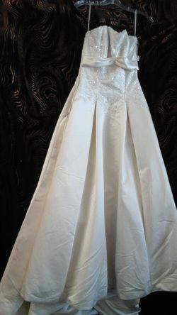 Wedding gown champagne