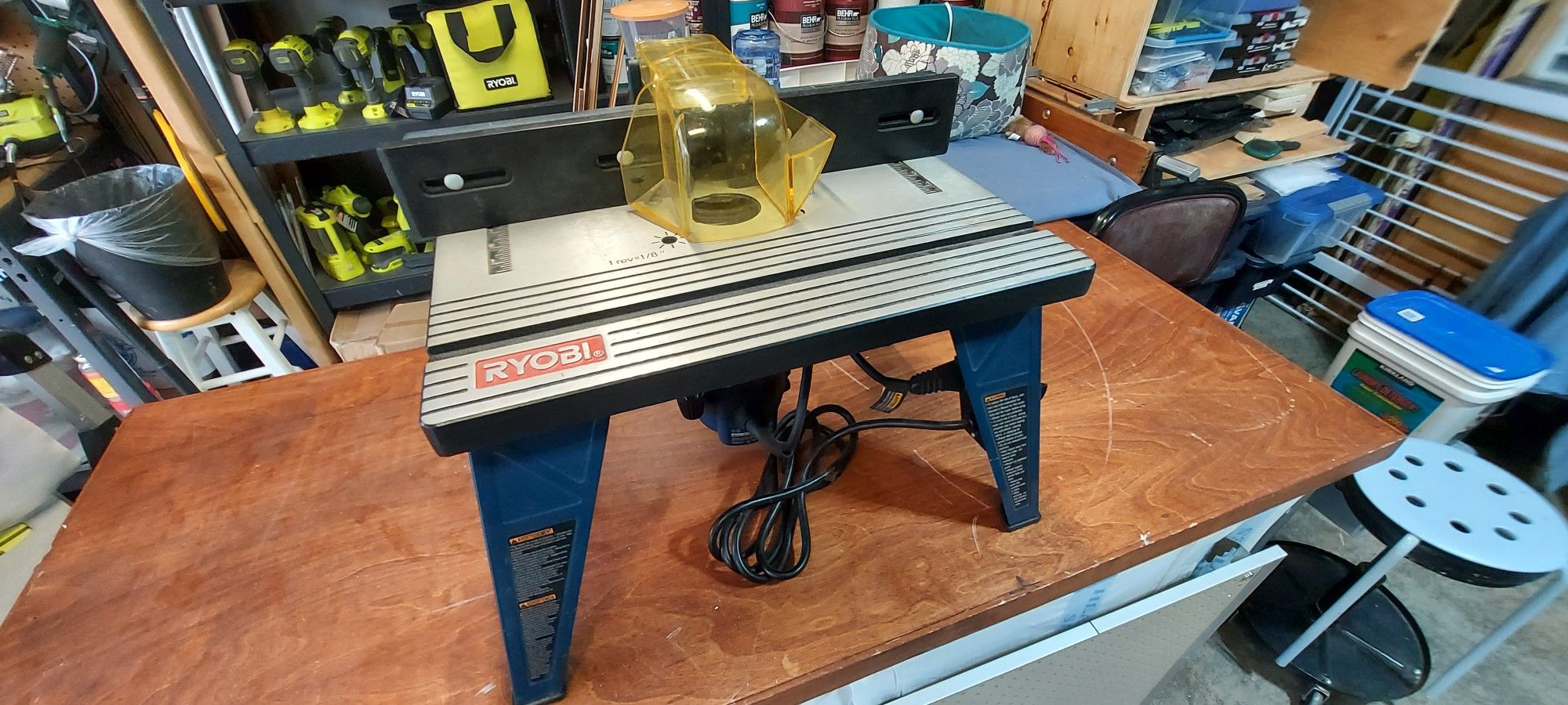 Ryobi RT102 Router Table with Ryobi R163 Router for Sale in Mount