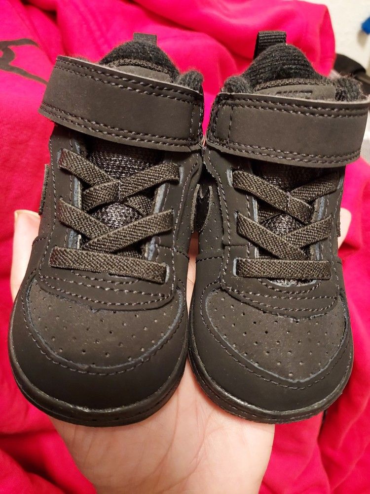 Nike Toddler 4c
