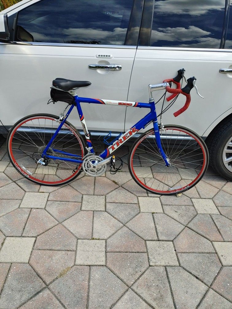 Vintage Trek 1000 Road Bike Alpha Series T6 Aluminum Frame