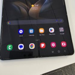 Samsung Galaxy Fold 4 