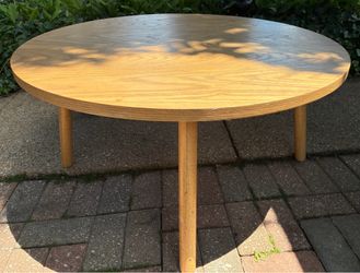 36” Round x 18” Tall Shaker Wooden Coffee Table