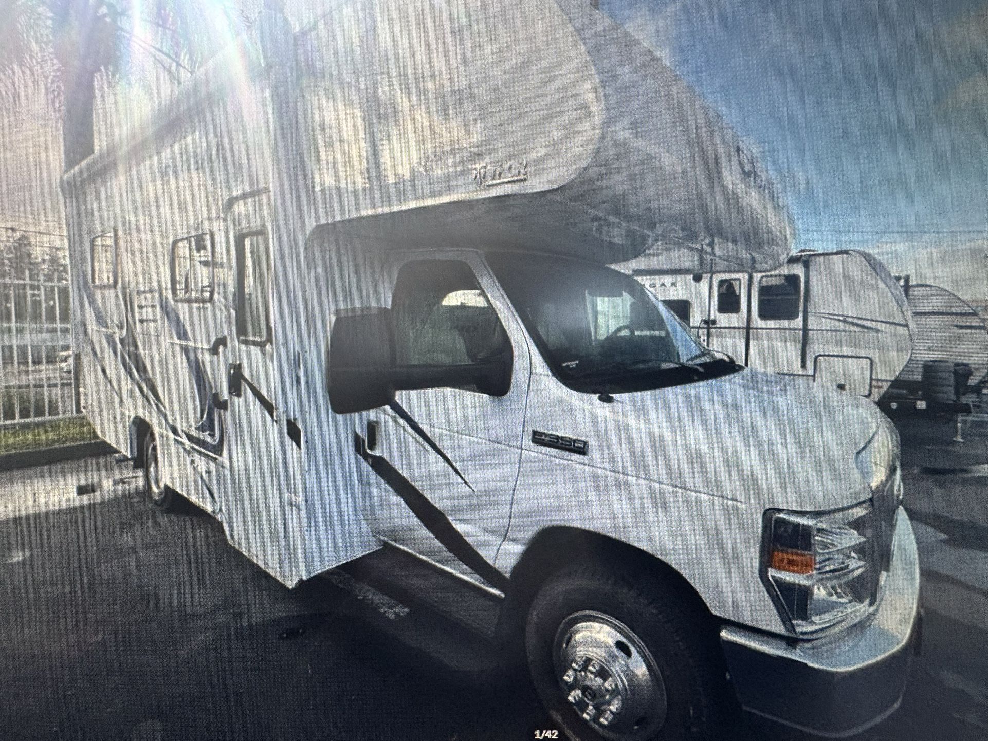 2022 Thor Chateau 22e