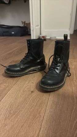 Doc Martens Boots
