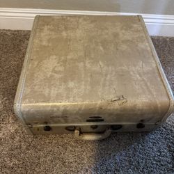 Vintage Suitcase 
