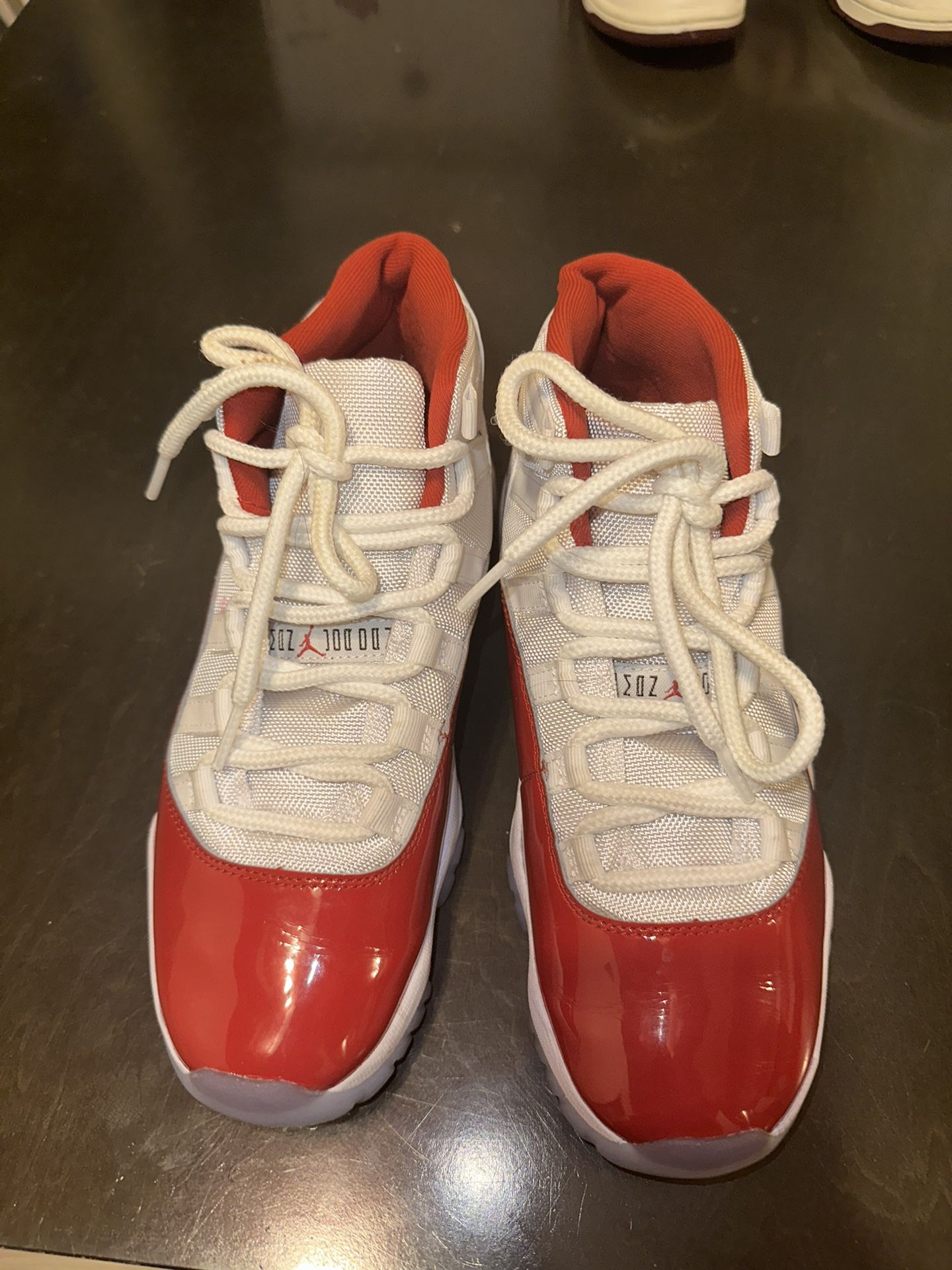 Air Jordan Retro ( Size 7.5 Men )