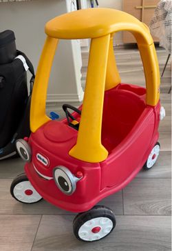 Little Tikes Cozy Coupe Red Yellow Ride On Car