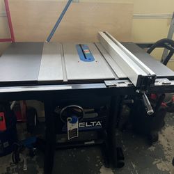 Delta Contractor Table Saw