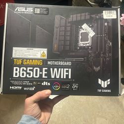ASUS TUF GAMING B650-E WIFI 