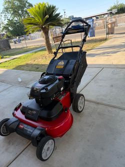 Toro TimeMaster 30-in Gas Self-propelled Lawn Mower with 223-cc Briggs and Stratton Engine