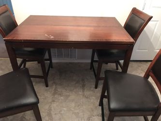 Table and chair set