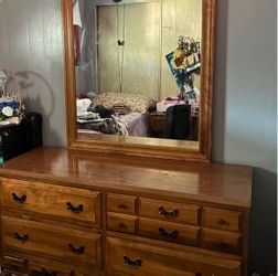 Solid Word 6-drawer dresser with mirror