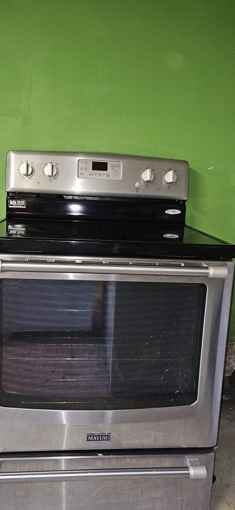 Maytag  Stove 