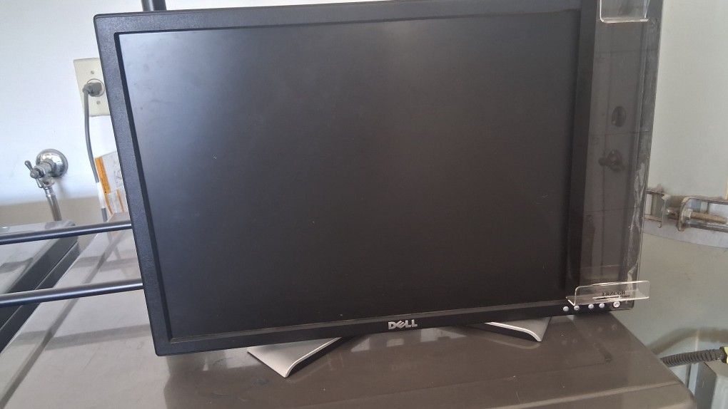 Dell 22” Monitor – $20 – Great Condition