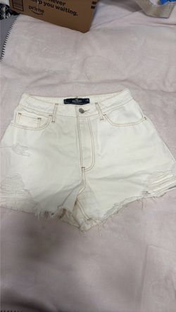 White Hollister Short size w26