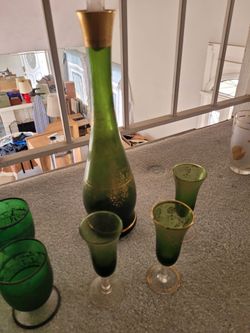 Vintage Green Frosted Glass Decanter Set – Gold Trim – Mid Century Style
