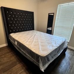 Queen bed frame black or blue wit mattress set