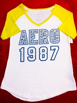 NWT! Aeropostale Baseball Tee w foil writing, Large