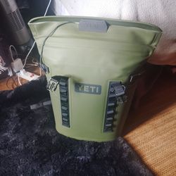 Yeti Backpack 