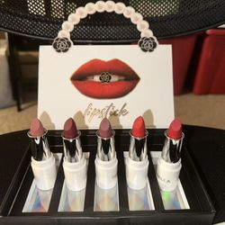 CC Matte Lipstick Suitcase