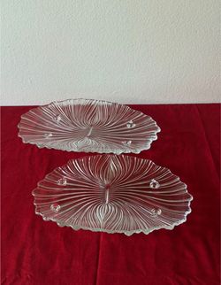Set of 2 Glass Serving Trays