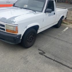 1992 Dodge Dakota