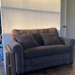Pull Out Bed Couch 