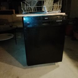 Bosch Dishwasher Well Taken Care Of